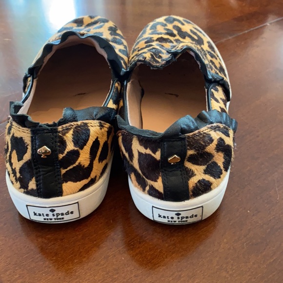 Size 8 Kate Spade slip on sneakers - Picture 3 of 6